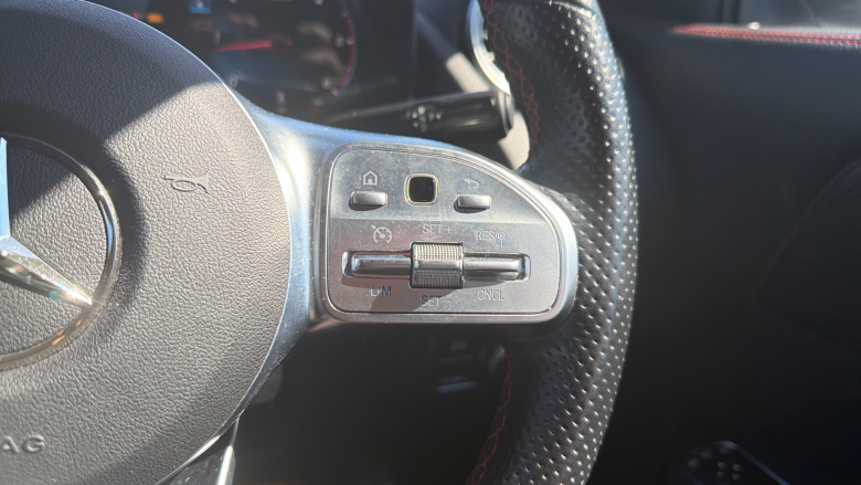 Mercedes-Benz GLA 200d AMG Line Premium 5dr Auto Diesel Hatchback